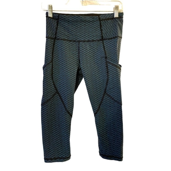 Lululemon Outrun‎ 17" Crop Legging Score Jacquard Black Indian Ocean size 6 - Picture 2 of 8